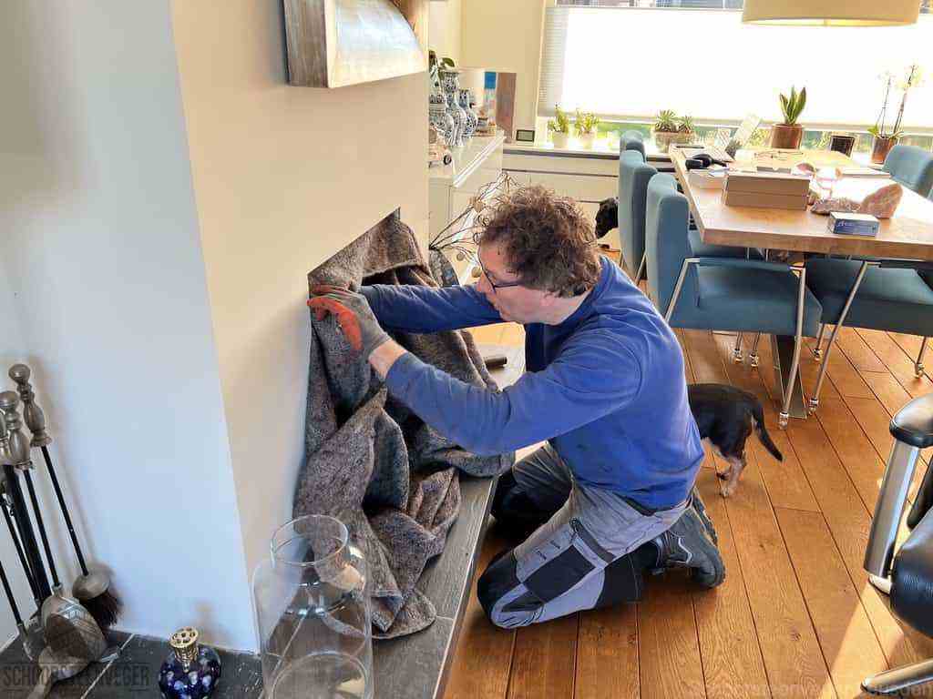 Schouwveger Leusden kleed schoorsteenreiniger Schouwveger Leusden kleed schoorsteenreiniger